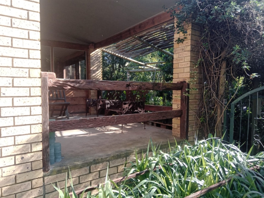 3 Bedroom Property for Sale in Noorsekloof Eastern Cape